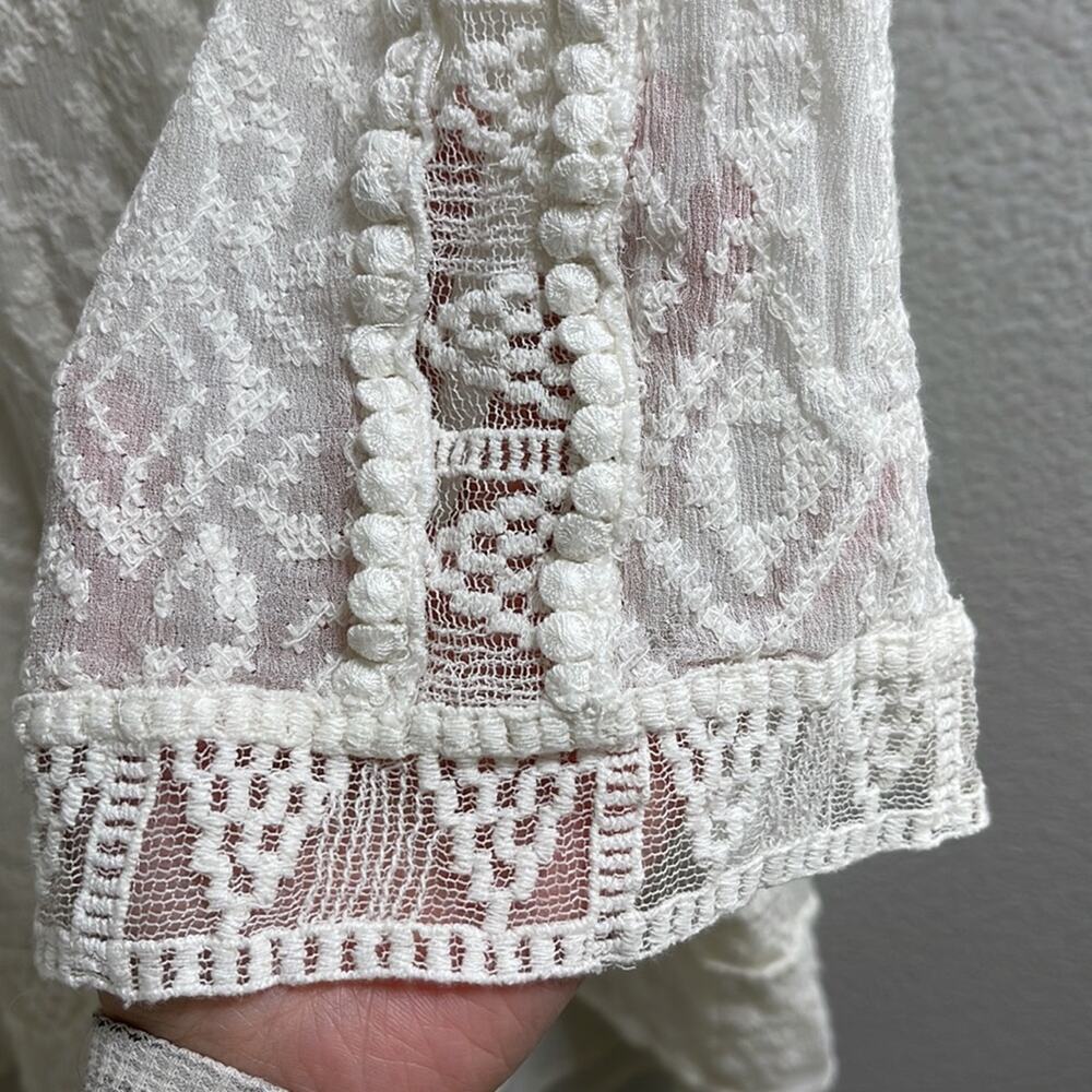 A20). Nanette Lepore Lace Split-Neck Swing Tunic Long Sleeve White Cream size 2 - Picture 11 of 13